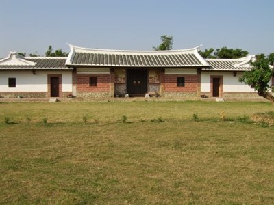 神岡呂家頂瓦厝-客籍道光年代建築